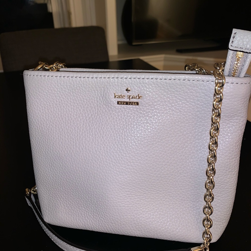 Super cute Kate spade crossbody mini beige new bag